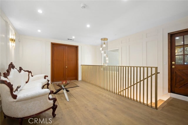 Building Photo - 2065 E Altadena Dr