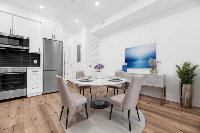 Building Photo - 1504 N Capitol St NW #002