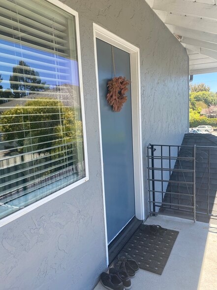 Building Photo - 837 Corcoran Ave