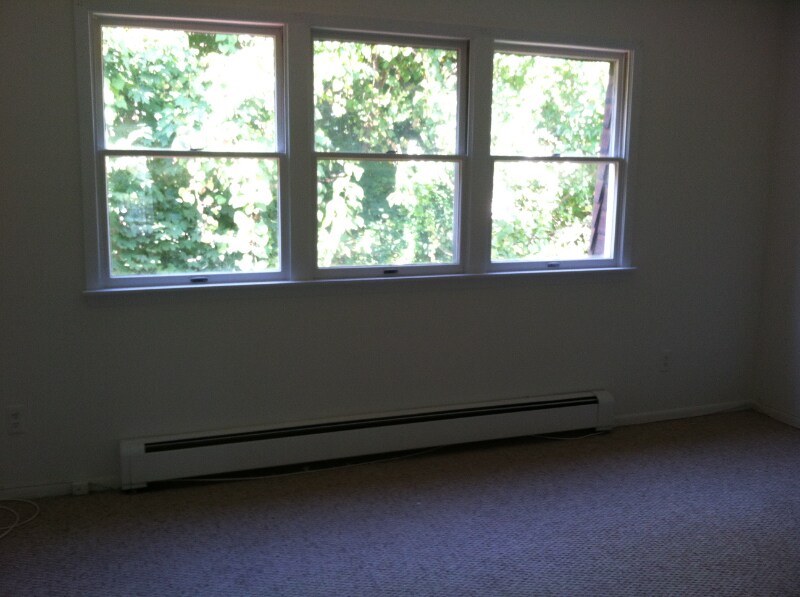 Building Photo - 1276 River Rd