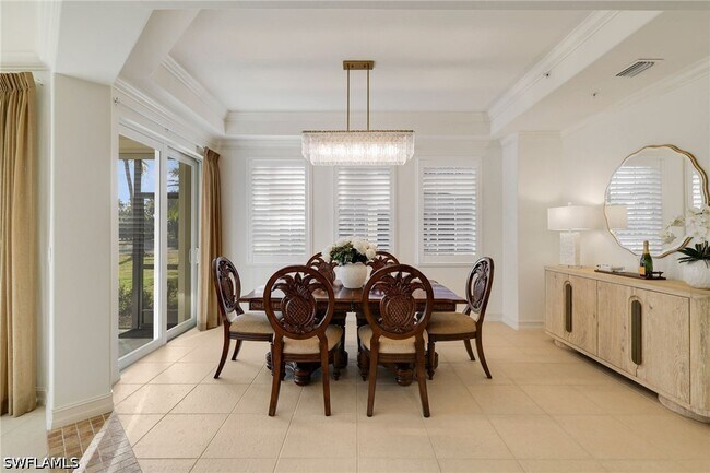 Building Photo - 10821 Vivaldi Ct
