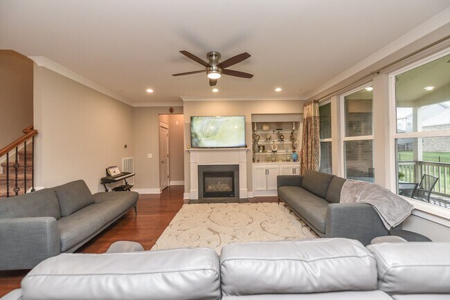 Building Photo - **LIKE NEW EXECUTIVE HOME IN PRESTIGIOUS H...