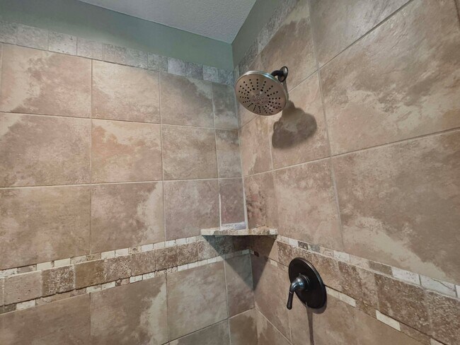 Building Photo - 61 Boulder Dr