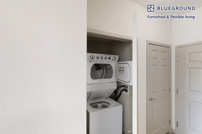 Building Photo - 5200 Iron Horse Pkwy