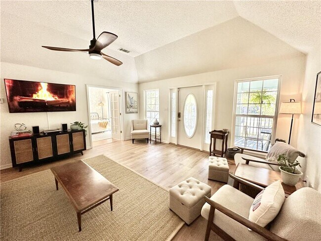 Building Photo - 1210 Bienville Blvd