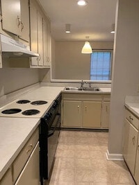 Building Photo - Midtown Nashville 2BR Townhome