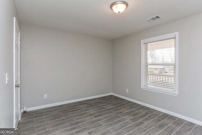 Building Photo - 5788 Adrian Ln