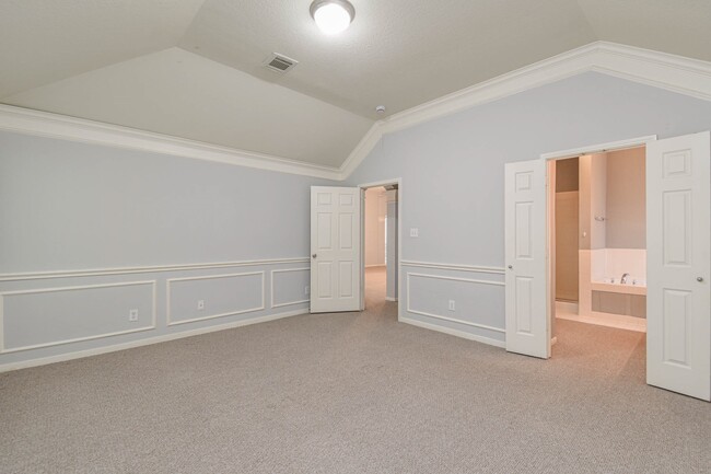 Building Photo - 430 Spindle Ridge Dr