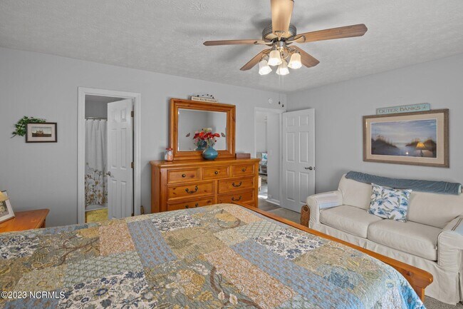 Building Photo - 102 Tiger Woods Pl