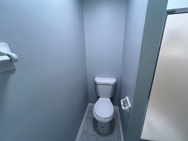 Building Photo - 219 Hickory Forge Dr