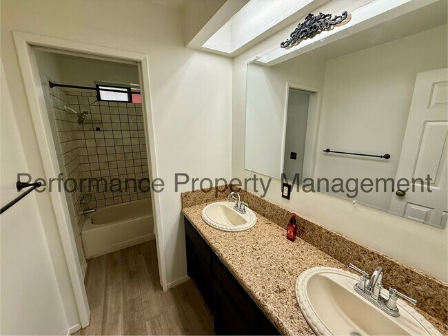 Building Photo - Stunning 3 Bed/2 Bath NW Bakersfield Ranch Home w/ Pool, Solar & $0 Deposit Option