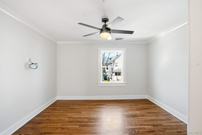 Building Photo - 71 Henry Ave