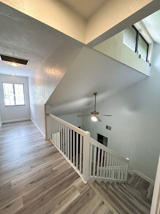 Building Photo - 1824 SW 35th Ave