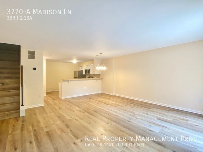 Building Photo - 3770-A Madison Ln-