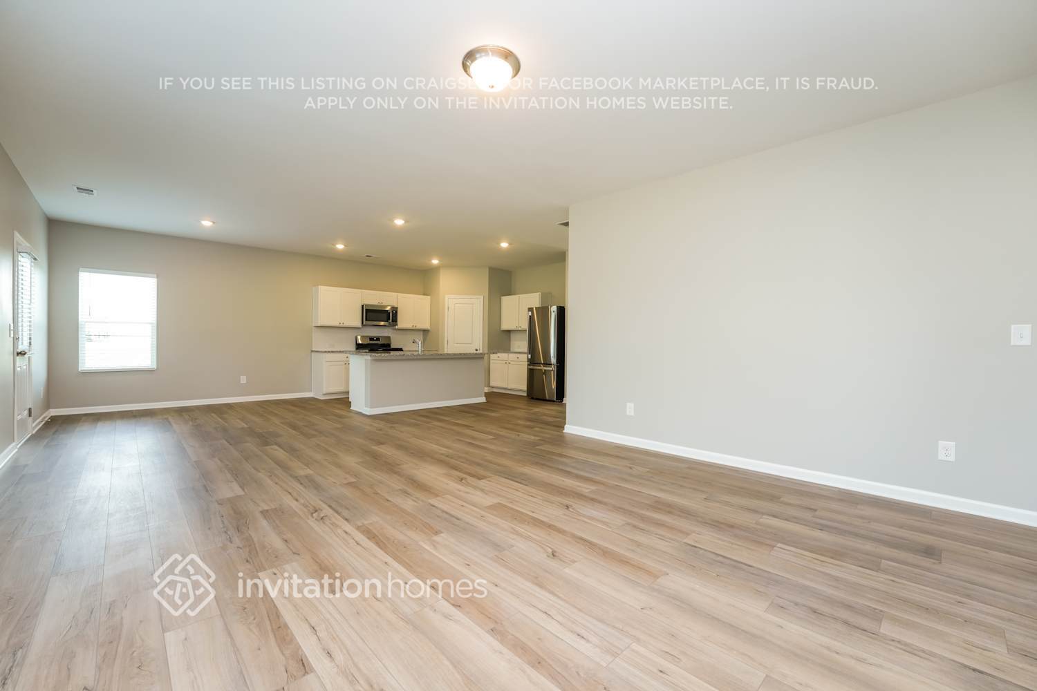 Building Photo - 2088 Boxwood Cir