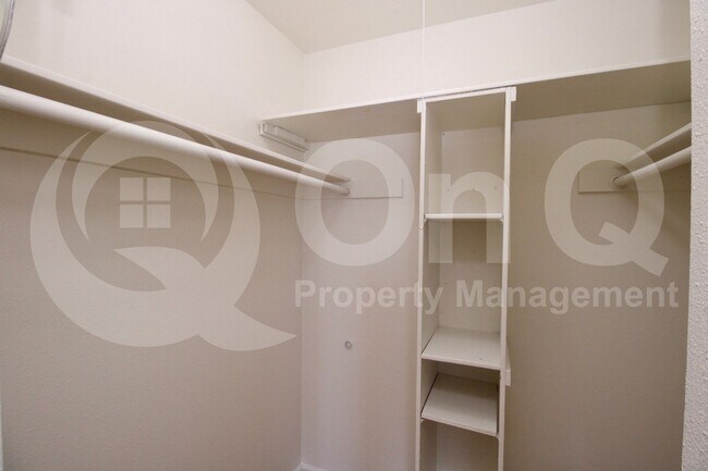 Building Photo - 3432 W El Caminito Dr