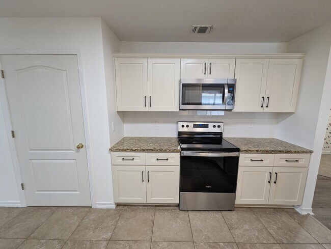 Building Photo - 509 Rush Park Cir