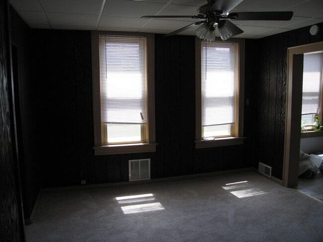 Building Photo - 3023 N Bremen St