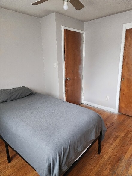 Building Photo - 18748 W Chicago