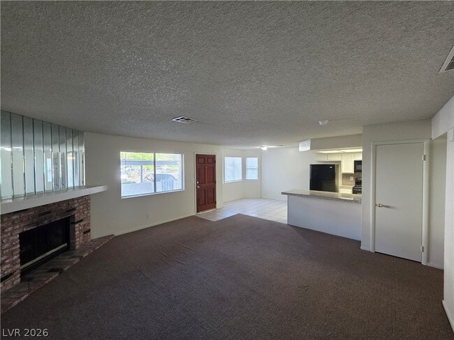 Building Photo - 2724 Otter Creek Ct