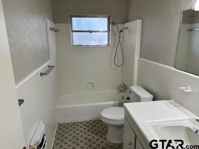Building Photo - 1435 Glenrose St