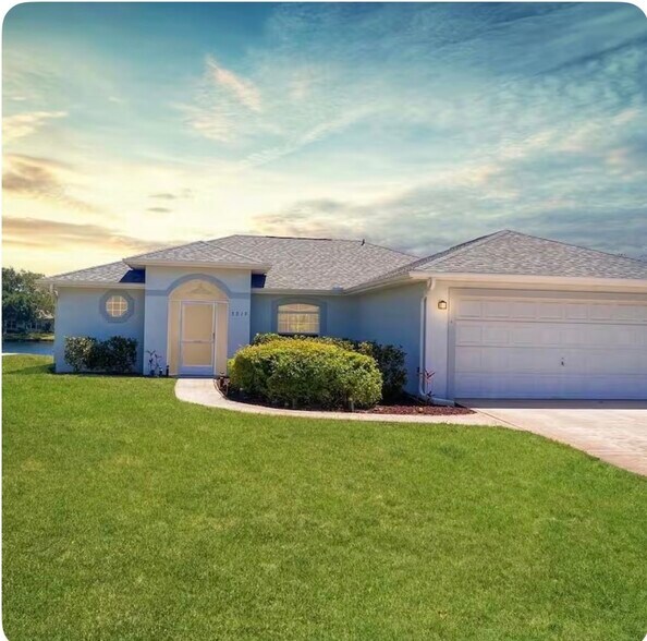 Building Photo - 5019 23rd St E