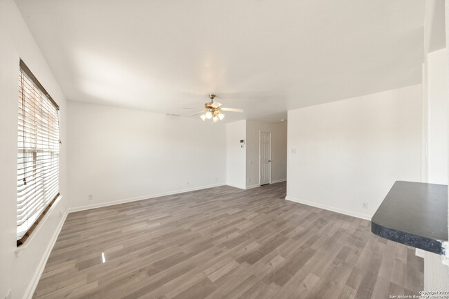 Building Photo - 5519 Red Canyon