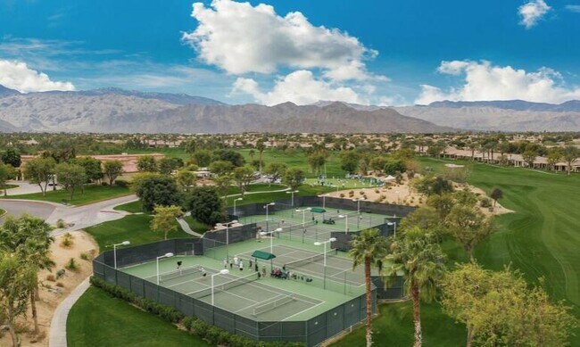 Building Photo - 48875 Gosden Ct