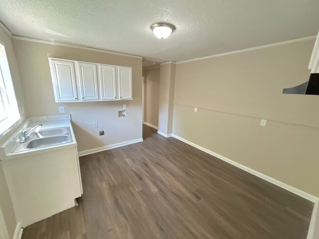 Building Photo - 2312/2314 Norman Ave