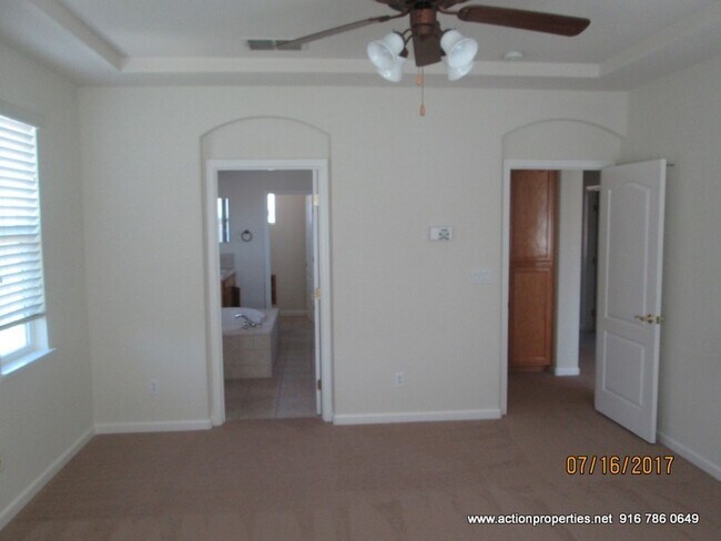 Building Photo - East Roseville, New Carpet * Paint, 2657sq...