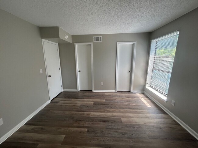 Building Photo - 3609 Juneau Rd