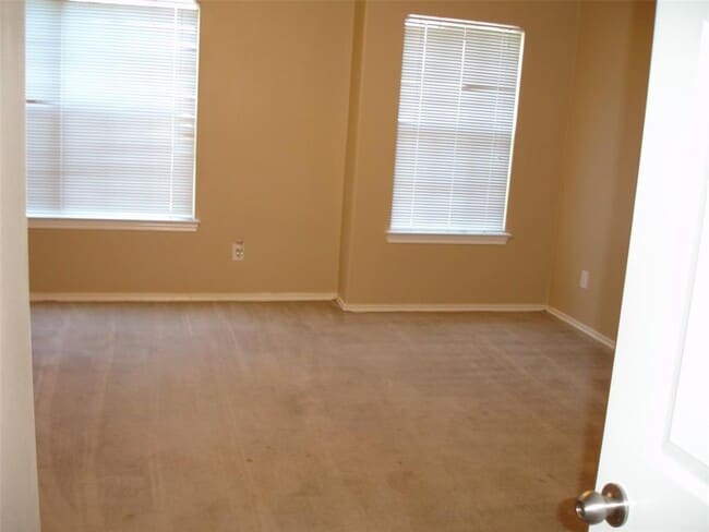 Building Photo - 11843 Keystone Spring Way