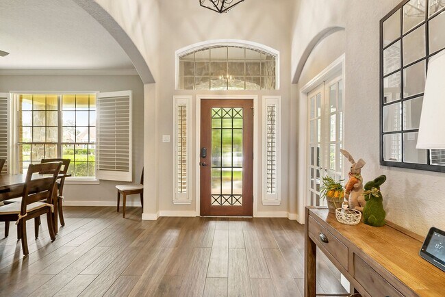 Building Photo - 6 Stickley Ct