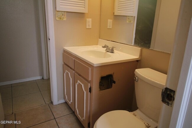 Building Photo - 10711 Ivanhoe Dr