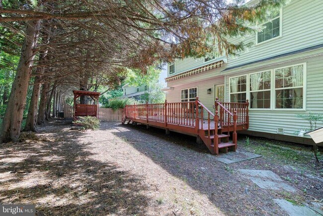 Building Photo - 1202 Jewel Weed Path