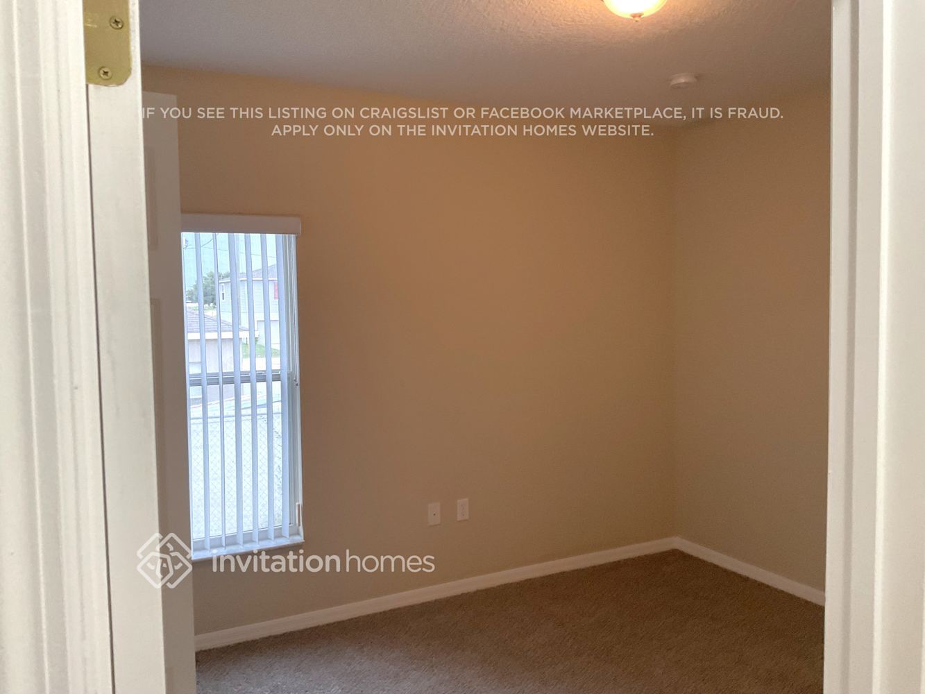 Building Photo - 910 Cumberland Dr