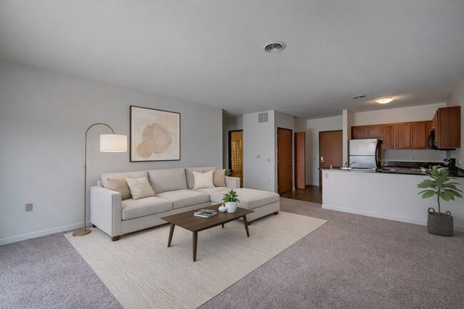 Building Photo - Latitude