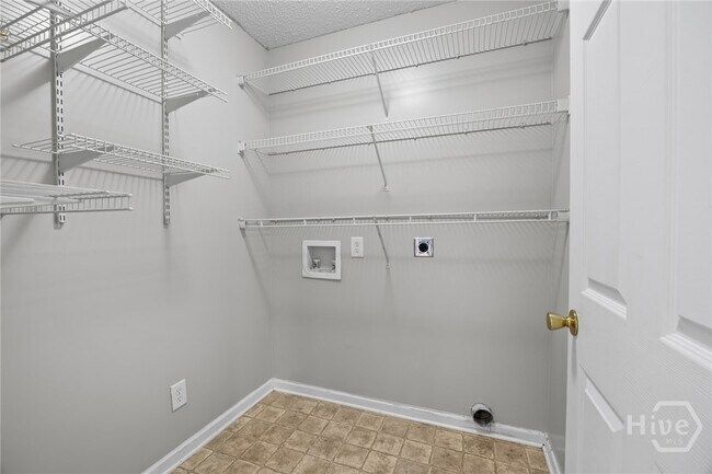 Building Photo - 115 Nandina Wy