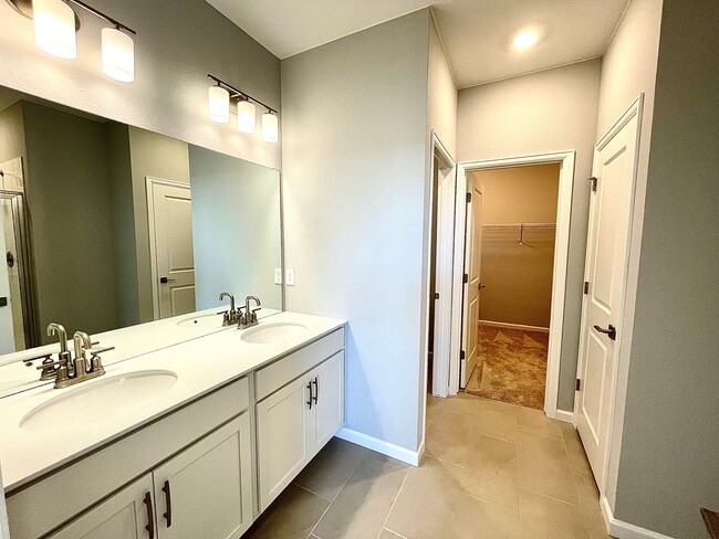 Building Photo - Incredible 3 bed/2 bath home in Fort Collins!