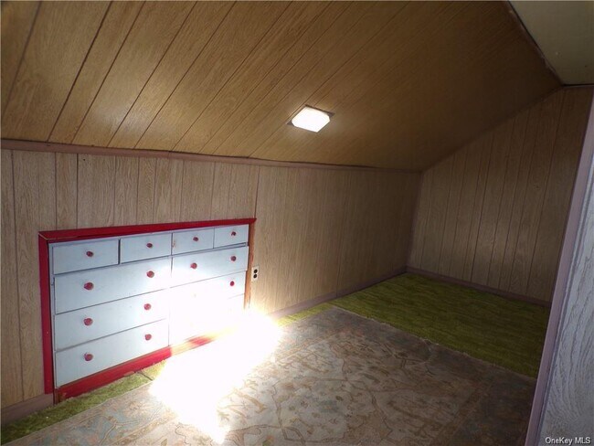 Building Photo - 38 Algernon St