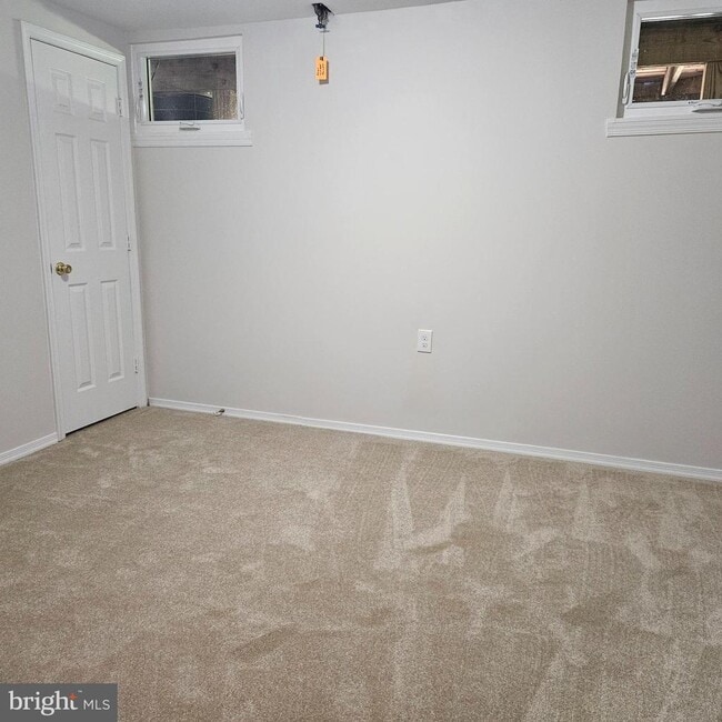 Building Photo - 3537 Dartmoor Ln