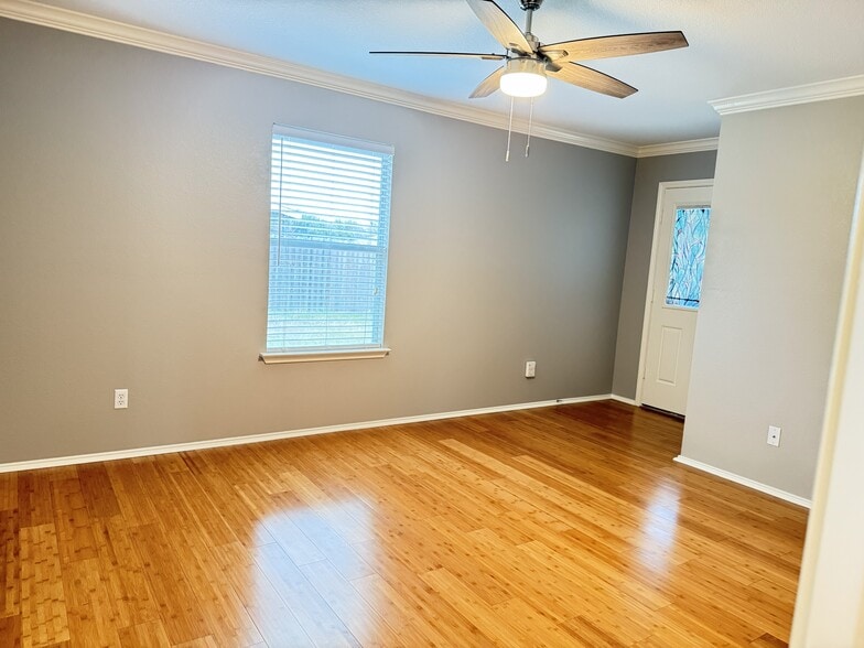 Primary Suite - 216 Pullman Place Blvd