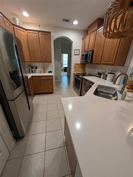 Building Photo - 112 Huelo Ct