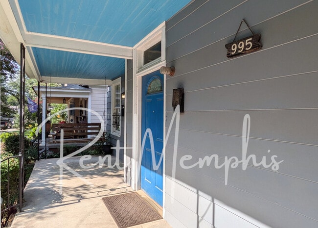 Building Photo - 995 Meda St