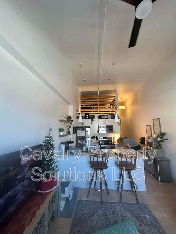 Building Photo - 1831 W Michigan St