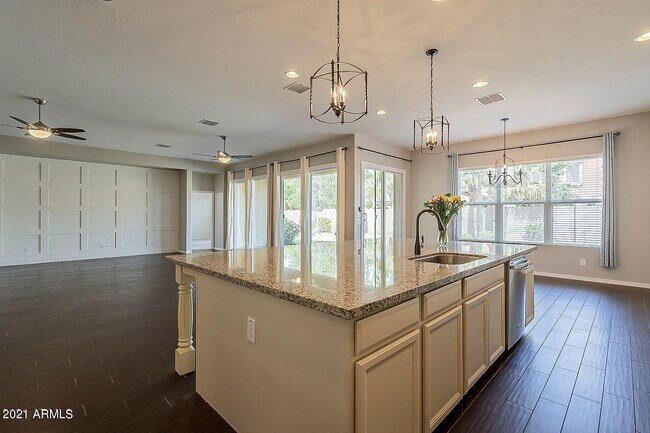 Building Photo - 22442 E Pecan Ln