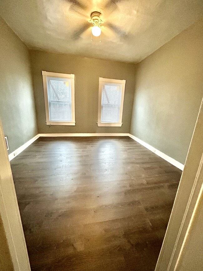 Building Photo - 1660 Normal Ave