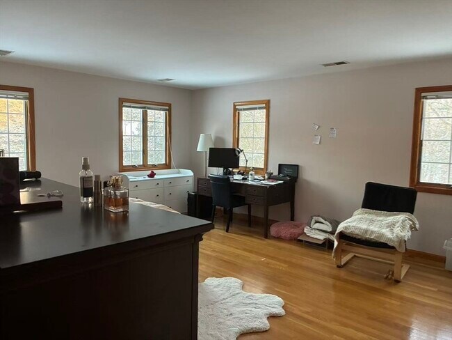 Building Photo - 29 Page Rd