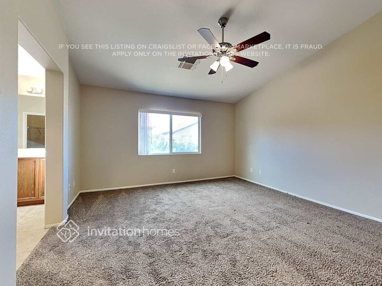 Building Photo - 9120 Blue Raven Ave