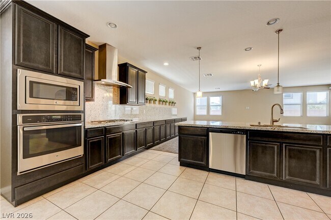 Building Photo - 6173 Barby Cove St